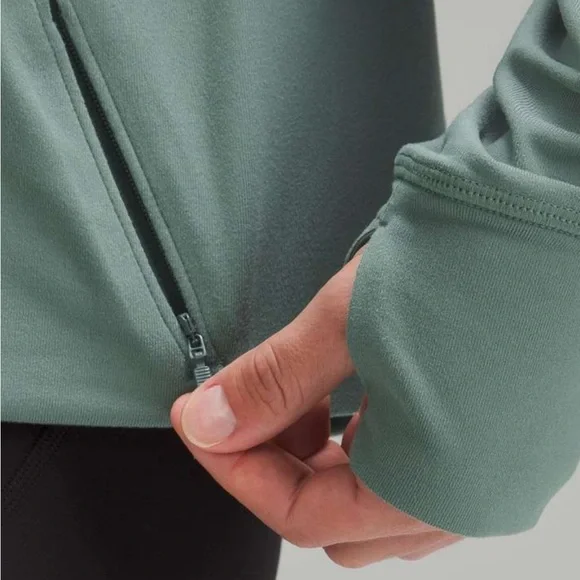 Lululemon Ready to Rulu Pullover
Medium Forest - Picture 3 of 9